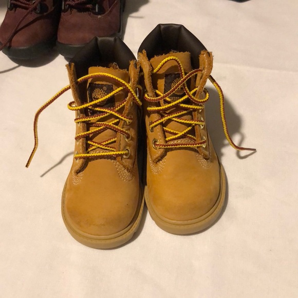 Bundle of 4 pairs of timberlands and 1 overall 🔥 - Picture 2 of 8